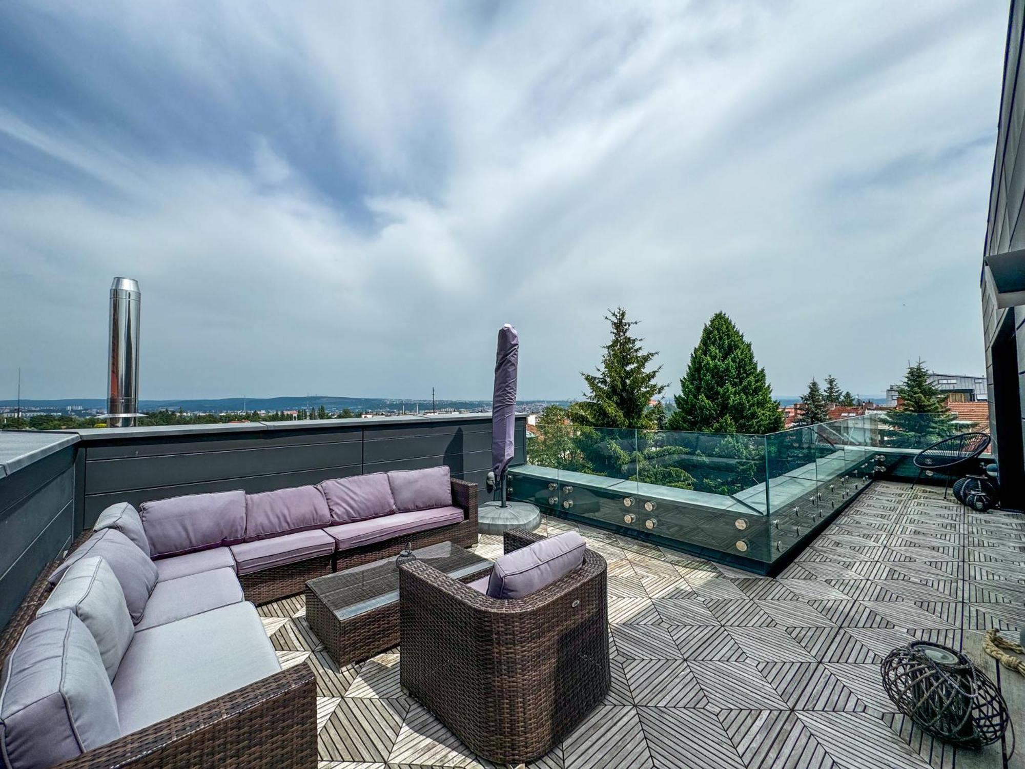 Apartman Se Saunou A Terasou S Vyhledem Na Brno Exterior photo