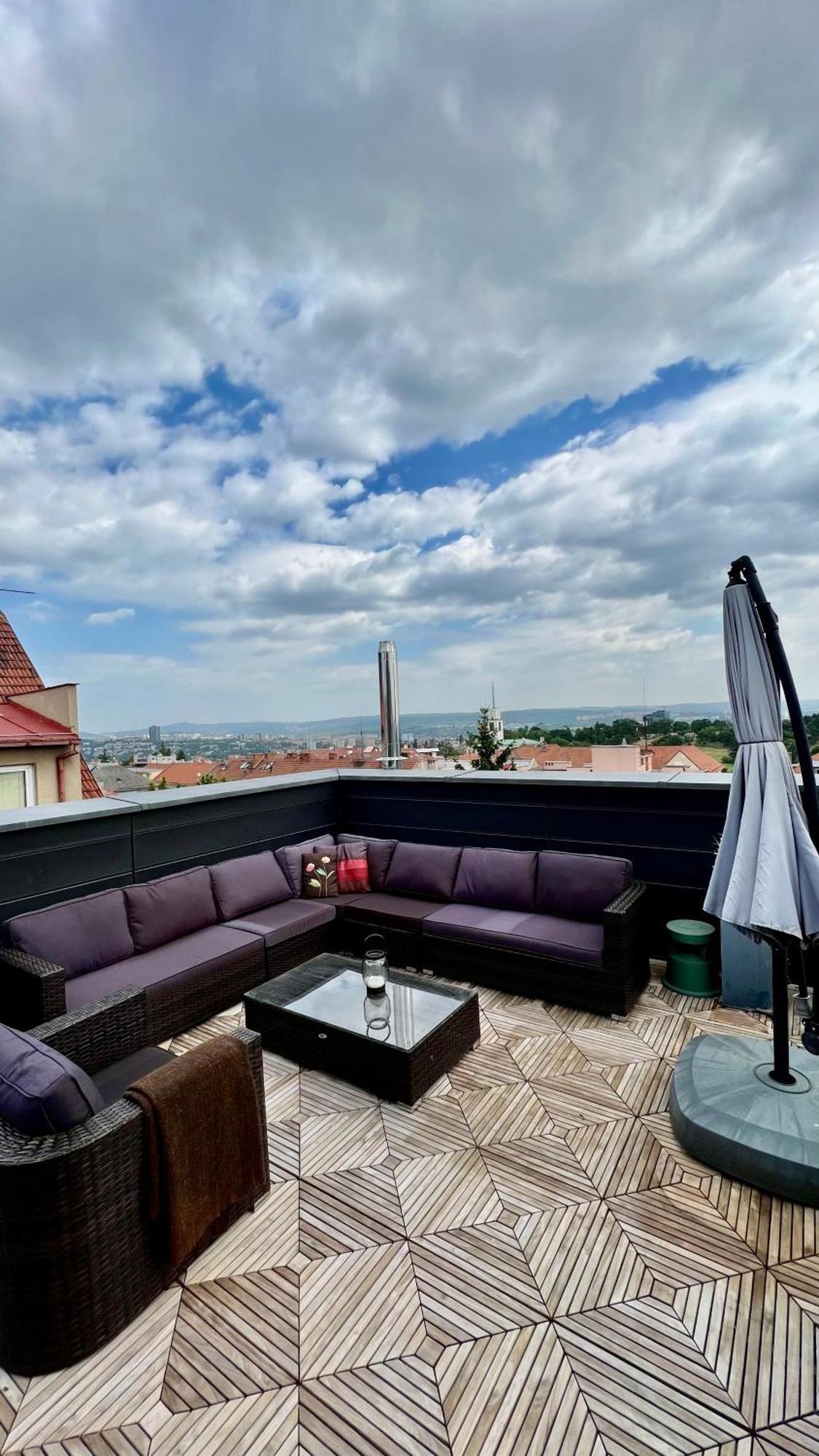Apartman Se Saunou A Terasou S Vyhledem Na Brno Exterior photo